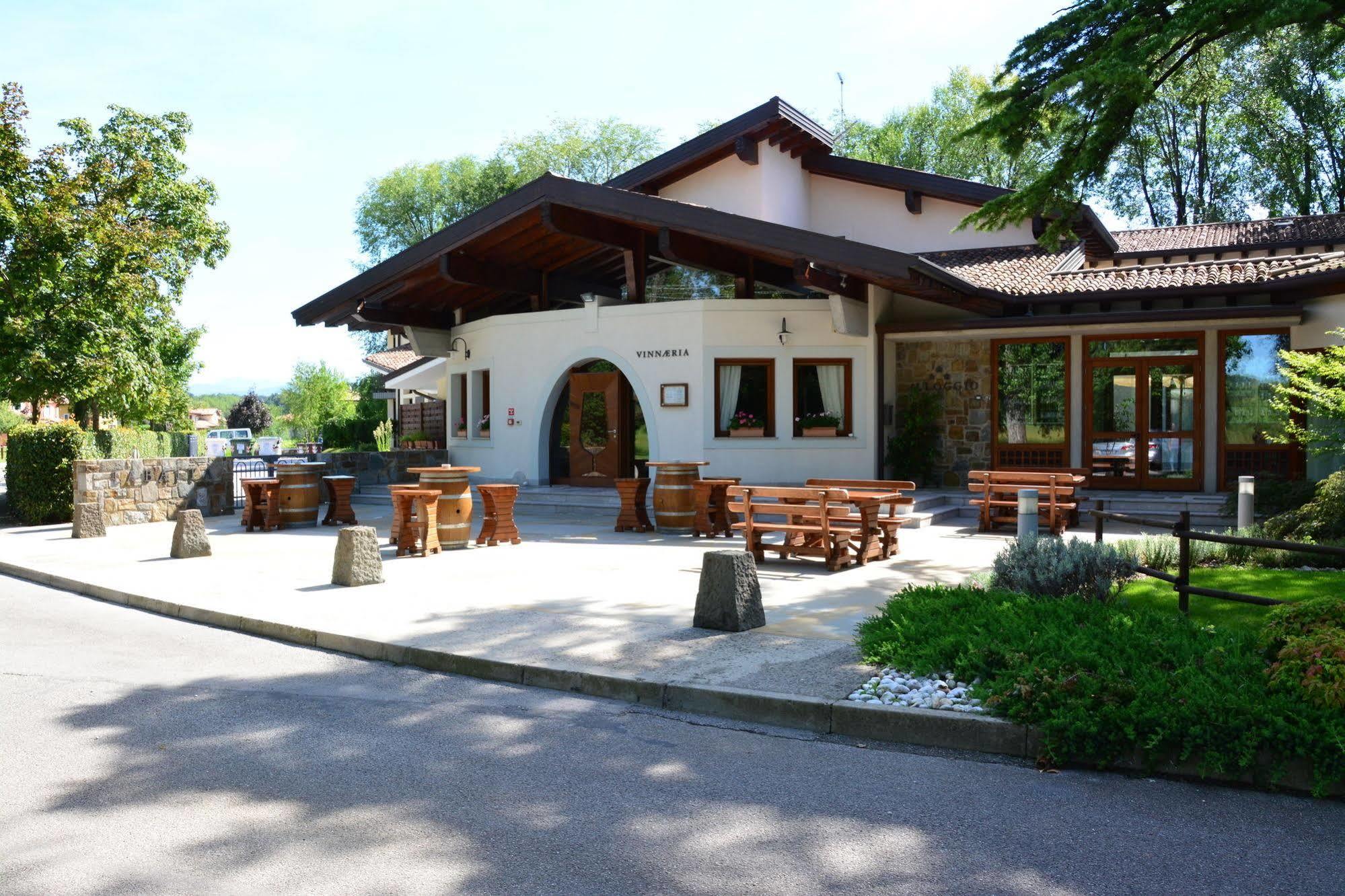 Vinnaeria La Baita Capriva del Friuli Exterior foto