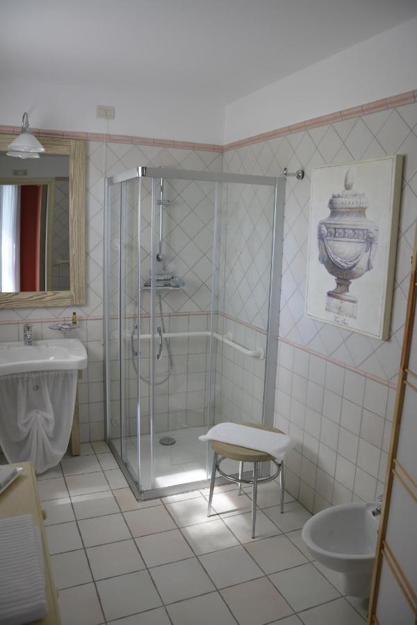 Vinnaeria La Baita Capriva del Friuli Cameră foto